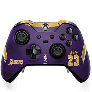 Xbox One Elite Controller  LeBron James Lakers